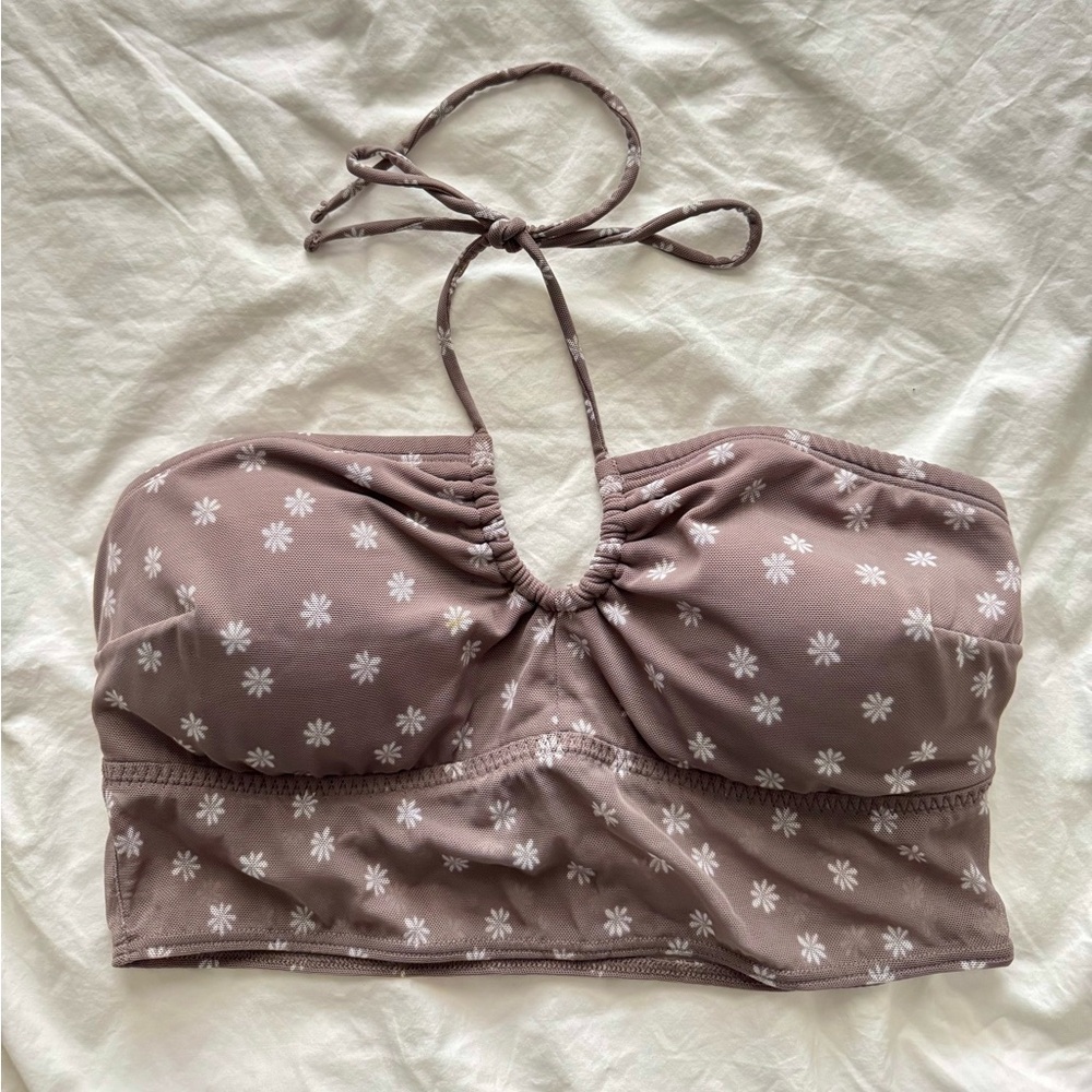GILLY HICKS | halter crop top.